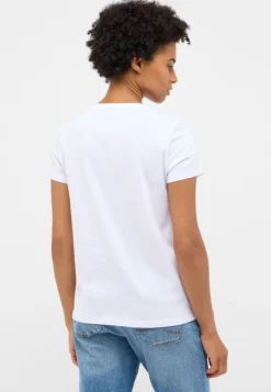 T-Shirt Style Alma