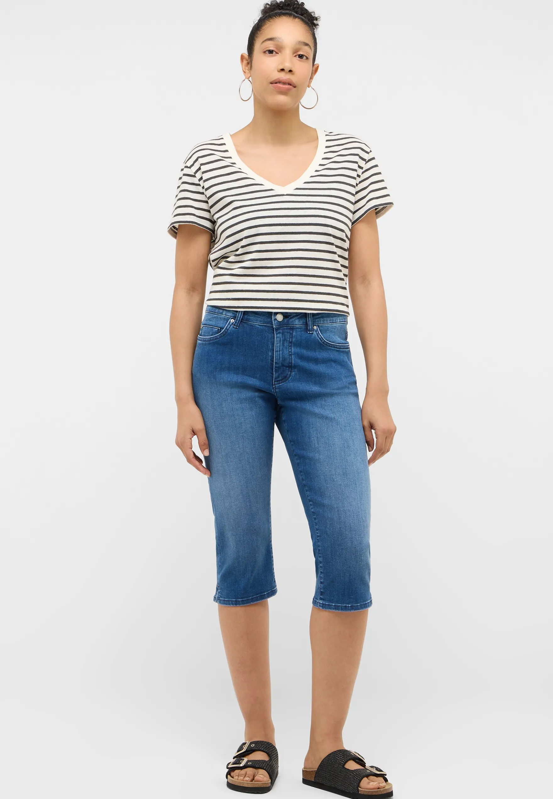 T-Shirt Style Amy