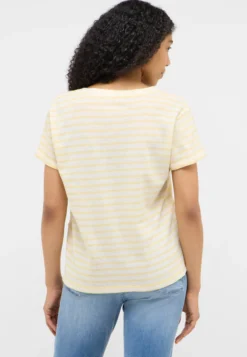 T-Shirt Style Amy