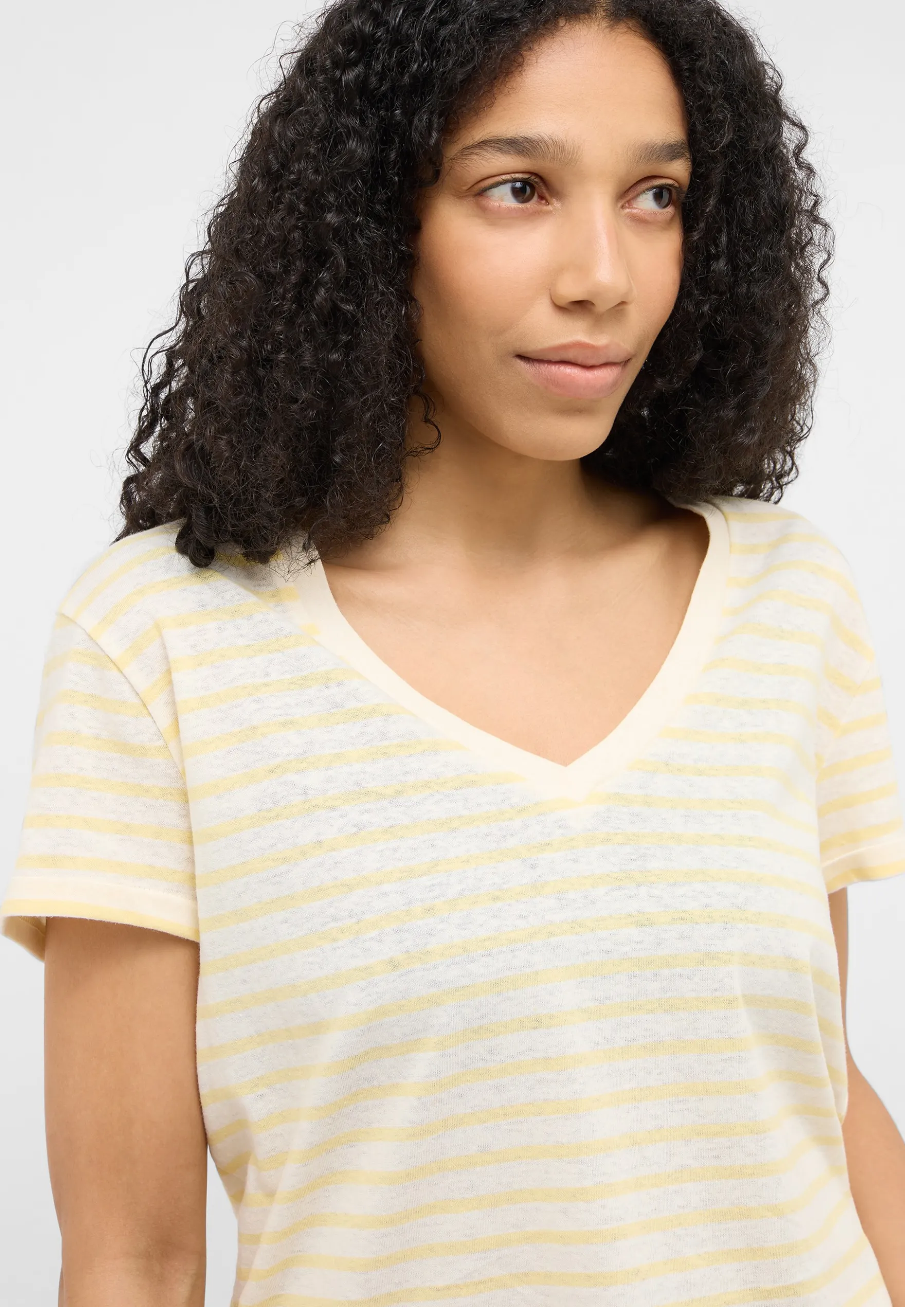 T-Shirt Style Amy