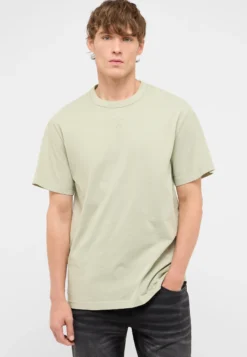 T-Shirt Style Arvin