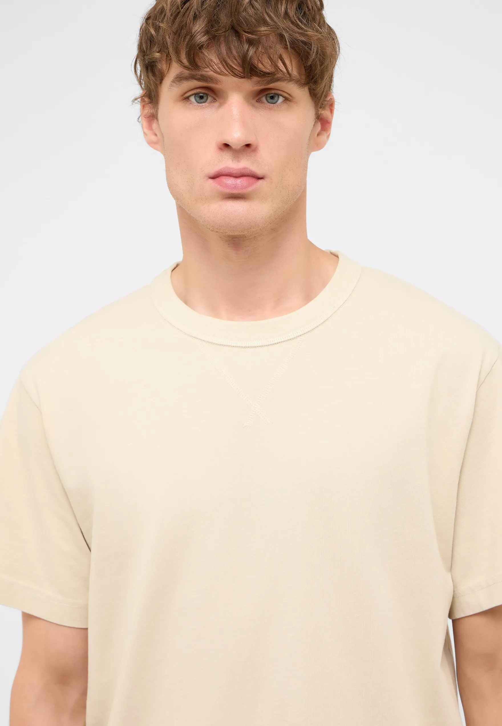 T-Shirt Style Arvin