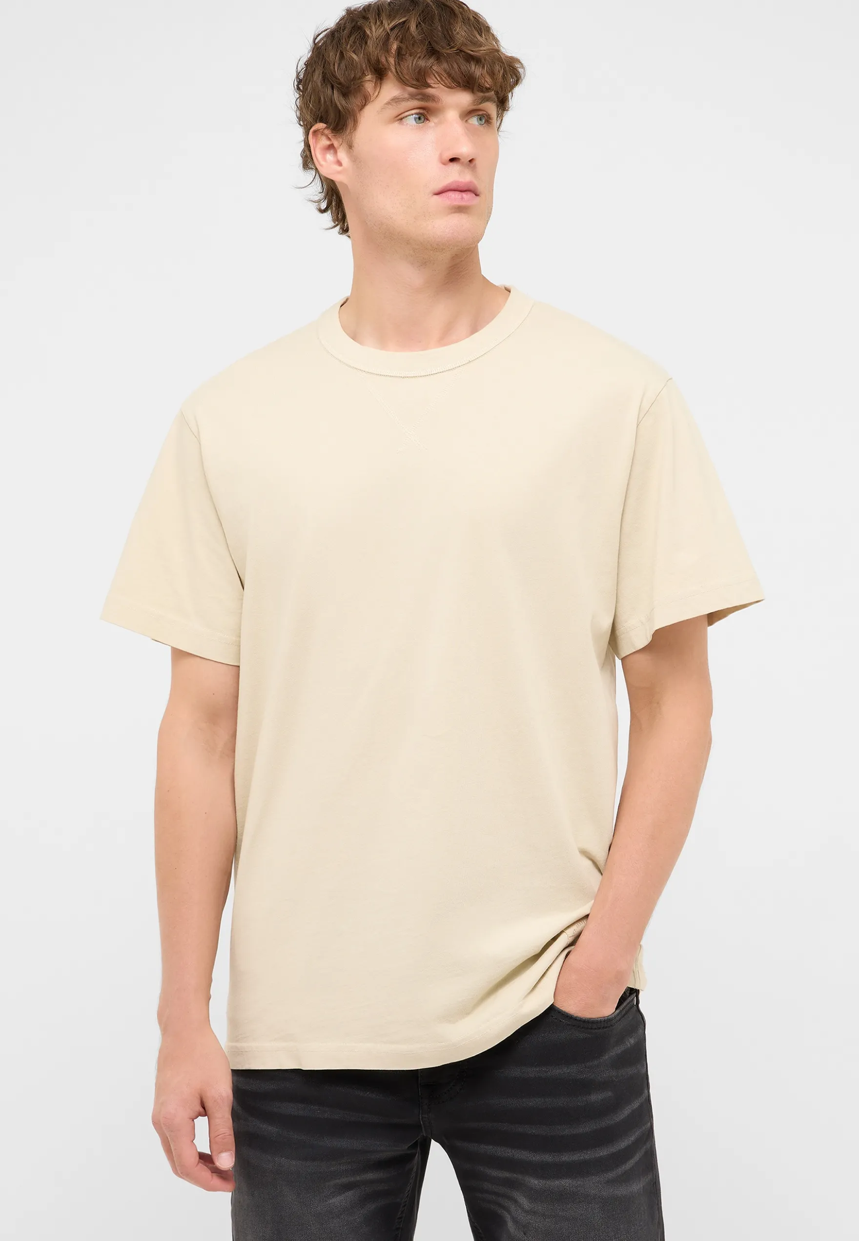 T-Shirt Style Arvin