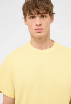 T-Shirt Style Arvin