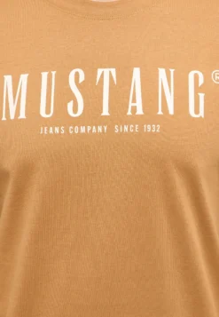 T-Shirt Style Austin