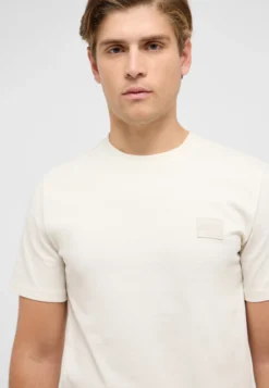 T-Shirt Style Austin