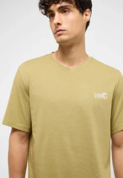 T-Shirt Style Austin