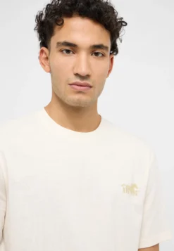 T-Shirt Style Austin