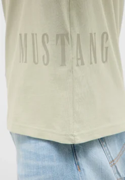 T-Shirt Style Austin