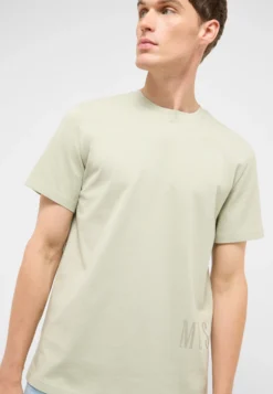 T-Shirt Style Austin