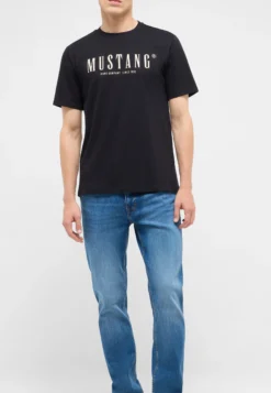 T-Shirt Style Austin