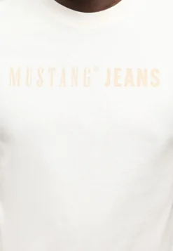 T-Shirt Style Austin