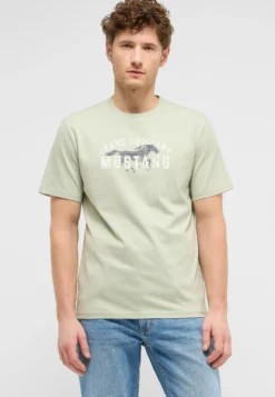 T-Shirt Style Austin