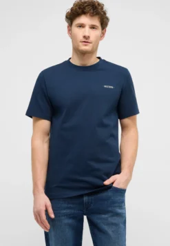 T-Shirt Style Austin