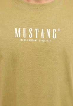 T-Shirt Style Austin