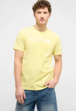 T-Shirt Style Austin