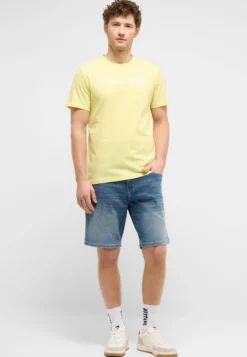T-Shirt Style Austin