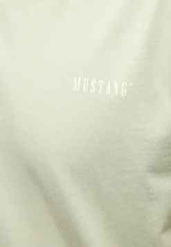 T-Shirt Style Austin