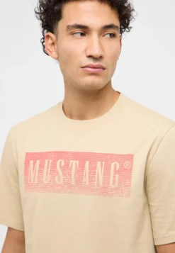 T-Shirt Style Austin
