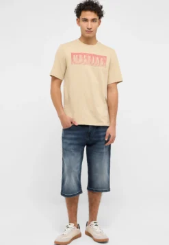 T-Shirt Style Austin