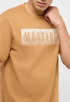 T-Shirt Style Austin