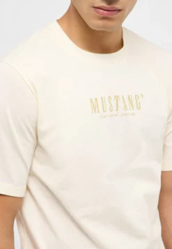 T-Shirt Style Austin