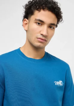 T-Shirt Style Austin
