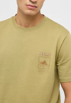 T-Shirt Style Austin
