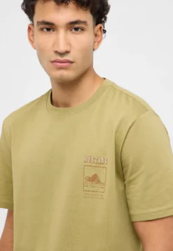 T-Shirt Style Austin