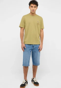 T-Shirt Style Austin