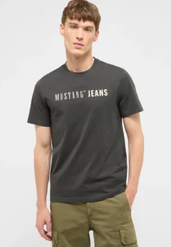 T-Shirt Style Austin