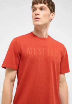 T-Shirt Style Austin