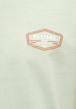 T-Shirt Style Austin
