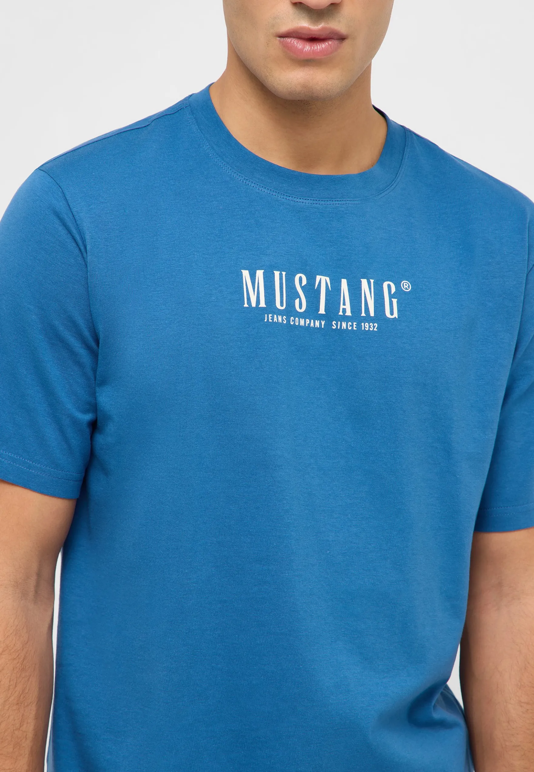 T-Shirt Style Austin