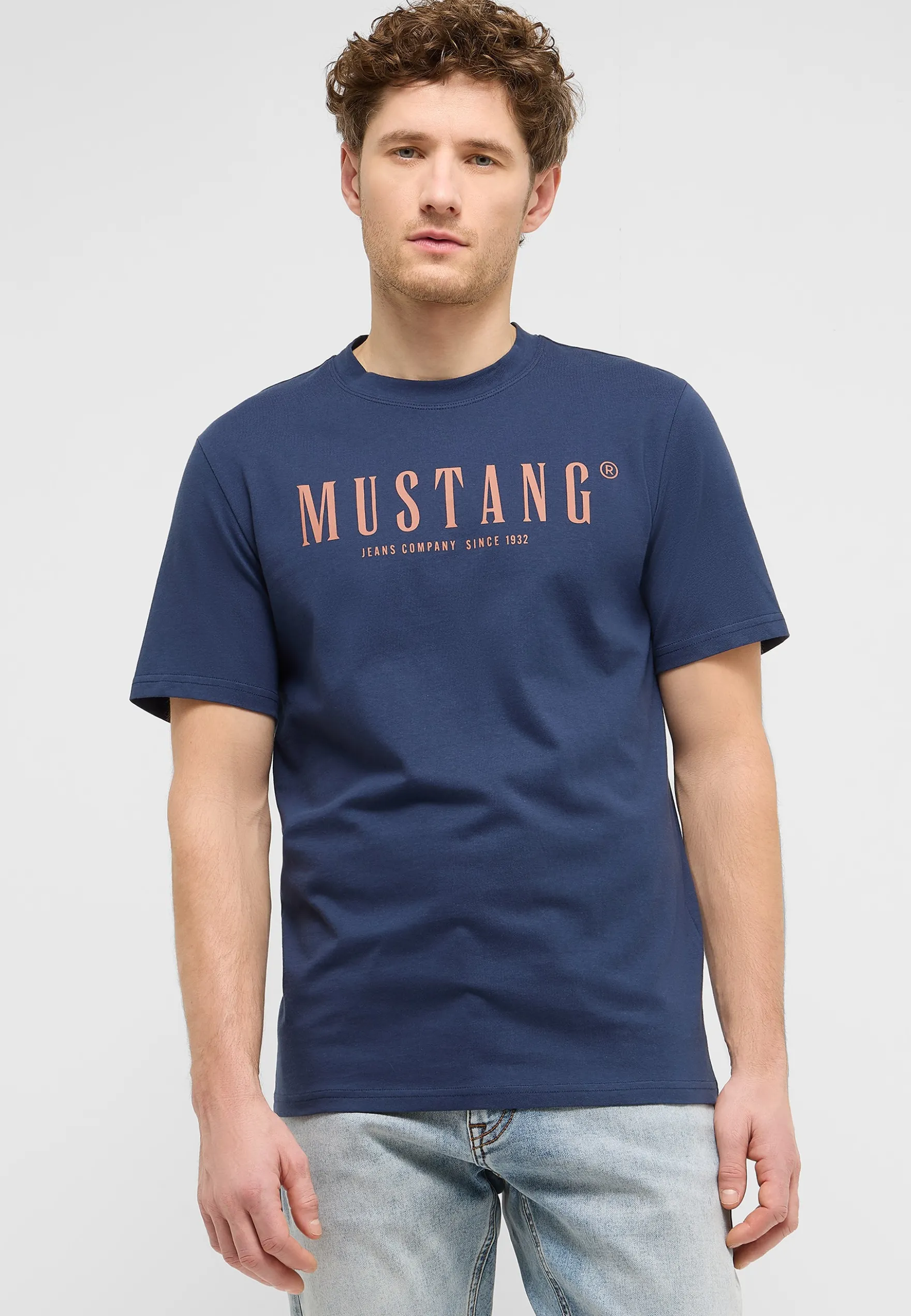 T-Shirt Style Austin