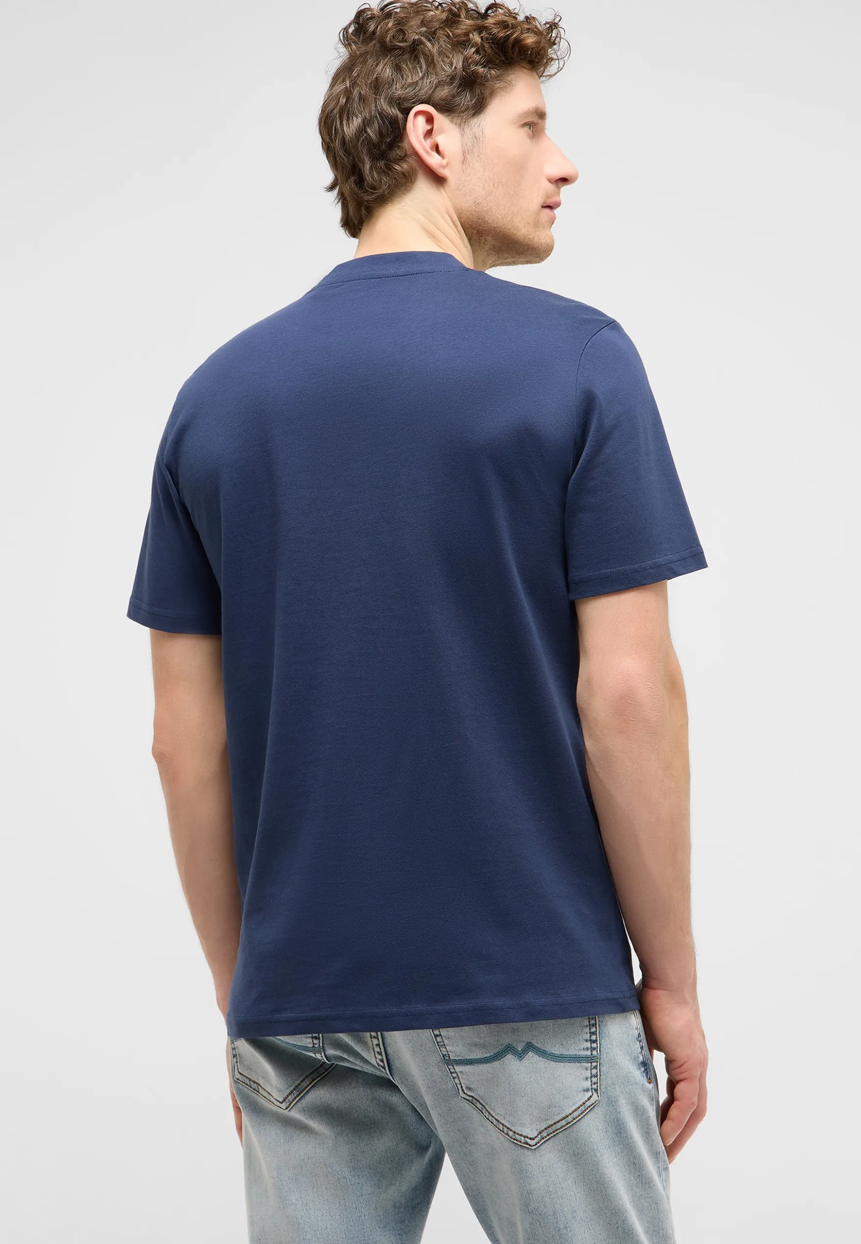 T-Shirt Style Austin