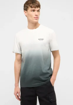 T-Shirt Style Austin