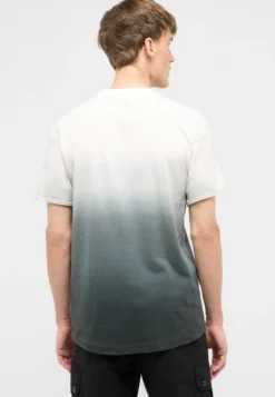 T-Shirt Style Austin