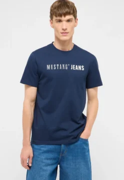 T-Shirt Style Austin
