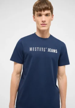 T-Shirt Style Austin