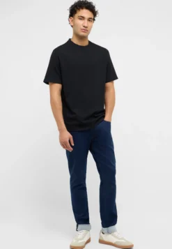 T-Shirt Style Austin