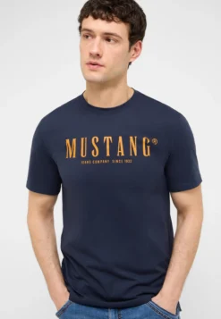 T-Shirt Style Austin