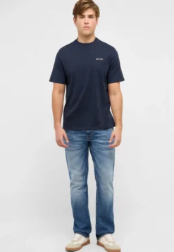 T-Shirt Style Austin