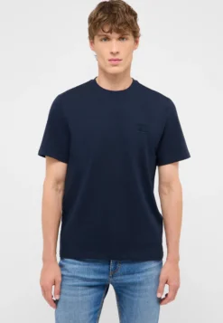T-Shirt Style Austin