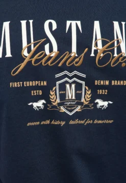 T-Shirt Style Austin