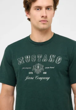 T-Shirt Style Austin