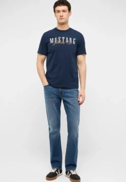 T-Shirt Style Austin