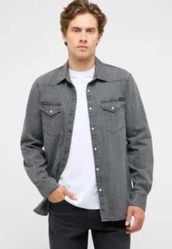T-Shirt Style Austin