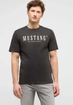 T-Shirt Style Austin