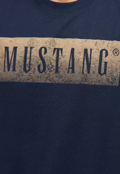 T-Shirt Style Austin
